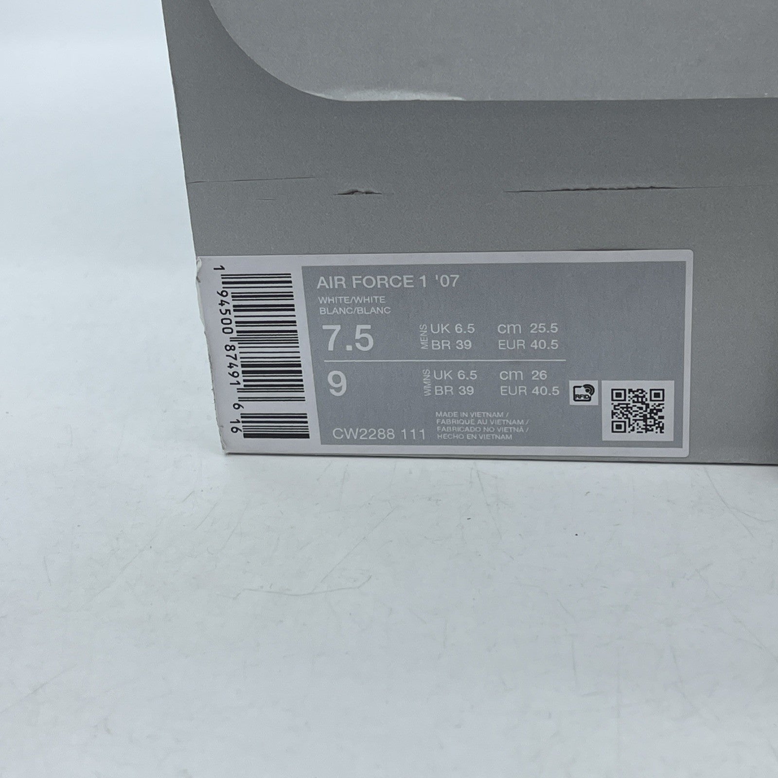 Size 7.5 - Nike Air Force 1 '07 Low Triple White Leather (CW2288-111)