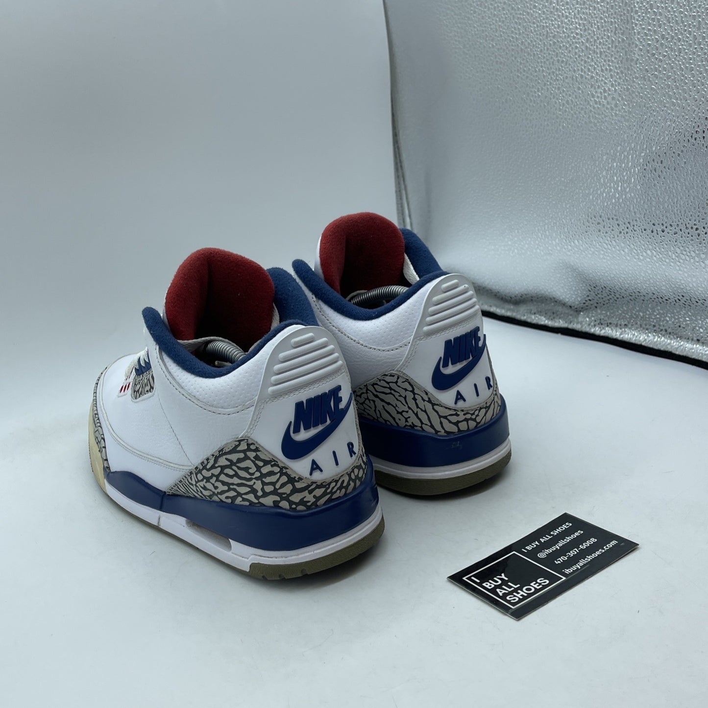 Size 9.5 - Jordan 3 Retro OG Mid True Blue Grey White Suede Leather (854262-106)