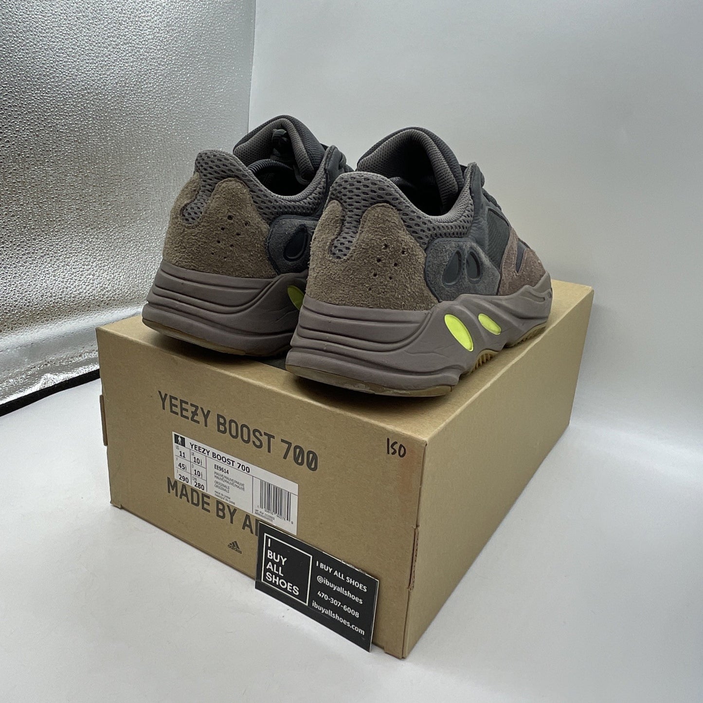 Size 11 - adidas Yeezy Boost 700 V1 Mauve (EE9614)