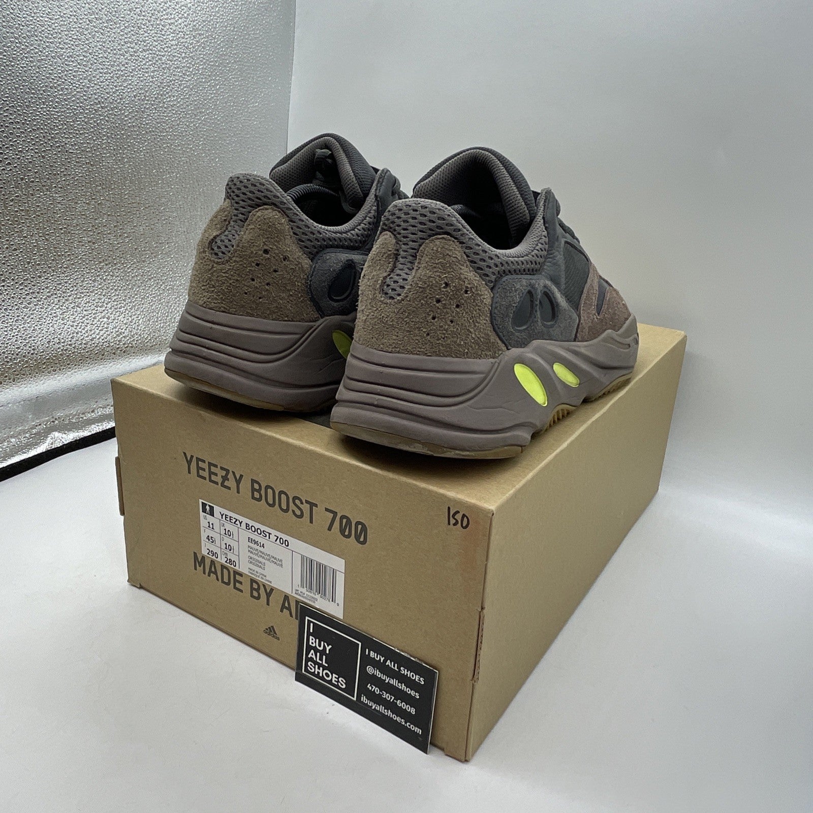 Size 11 - adidas Yeezy Boost 700 V1 Mauve (EE9614)