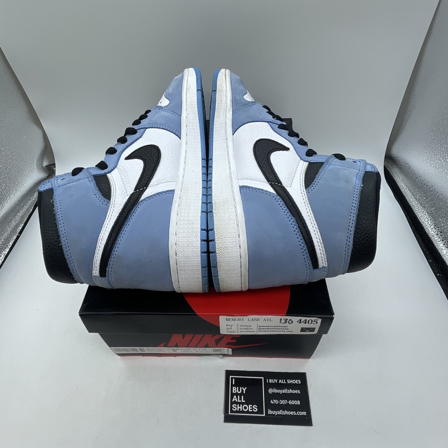 Size 9 - Air Jordan 1 Retro OG High University Blue (555088-134)