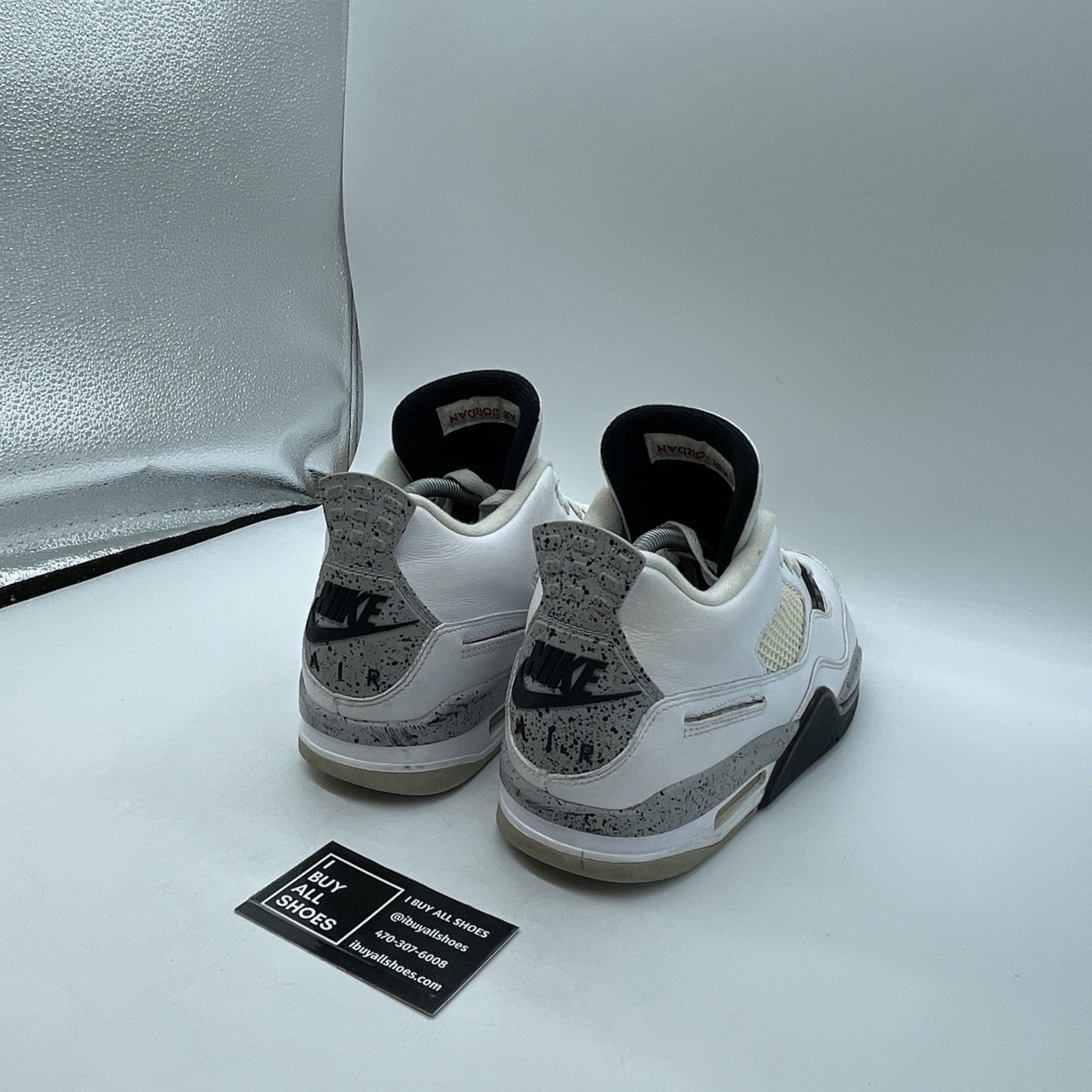 Size 10 - Jordan 4 Retro OG Mid White Cement Grey Black Leather (840606-192)