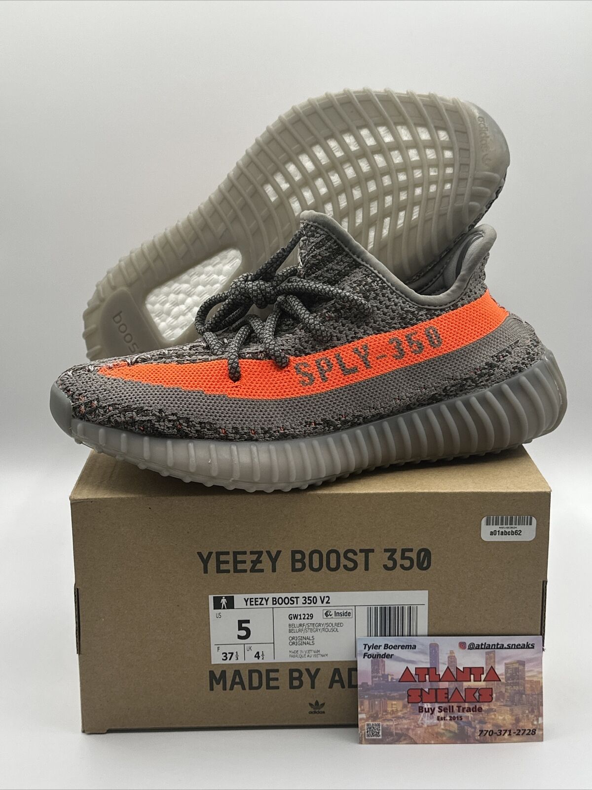 Size 5 - adidas Yeezy Boost 350 V2 Beluga Reflective