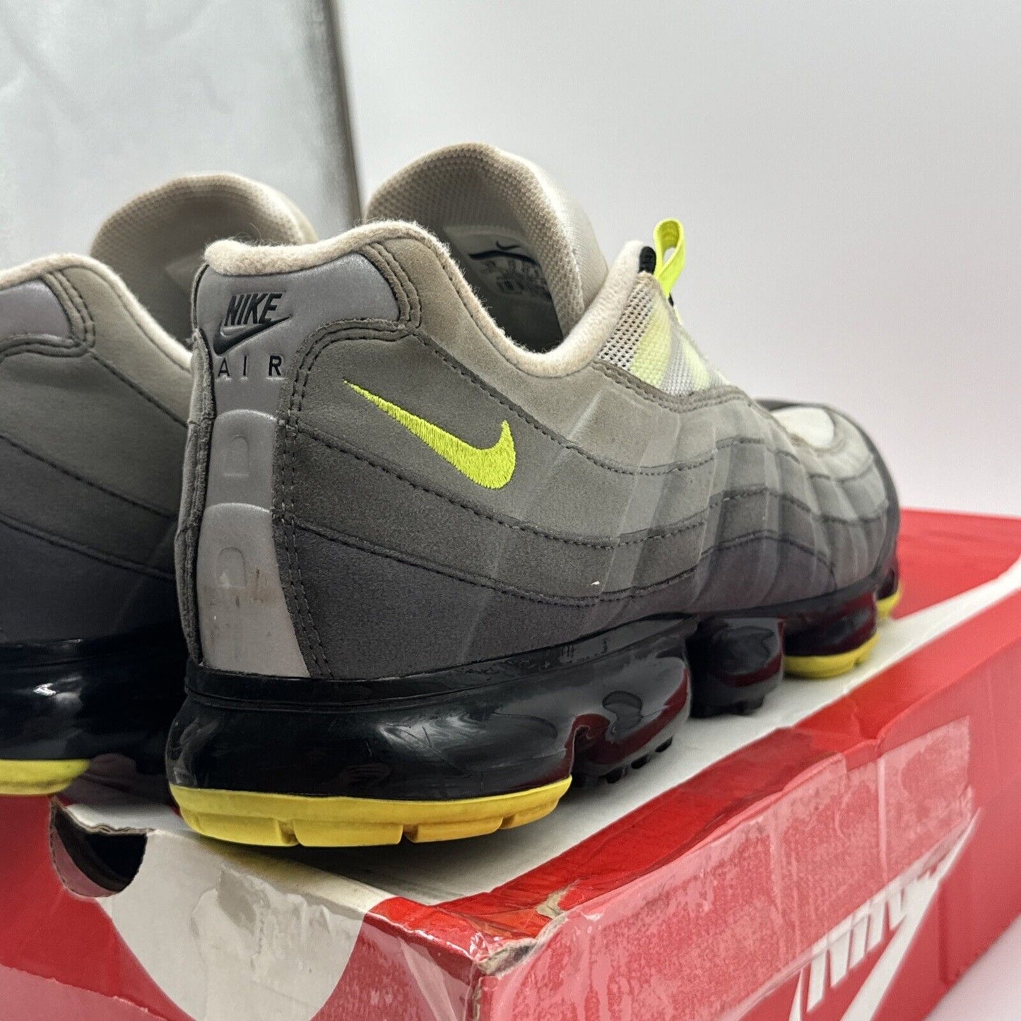 Size 13 - Nike Air VaporMax 95 Neon 2018 Rare Bright Green Grey Suede Shades OG