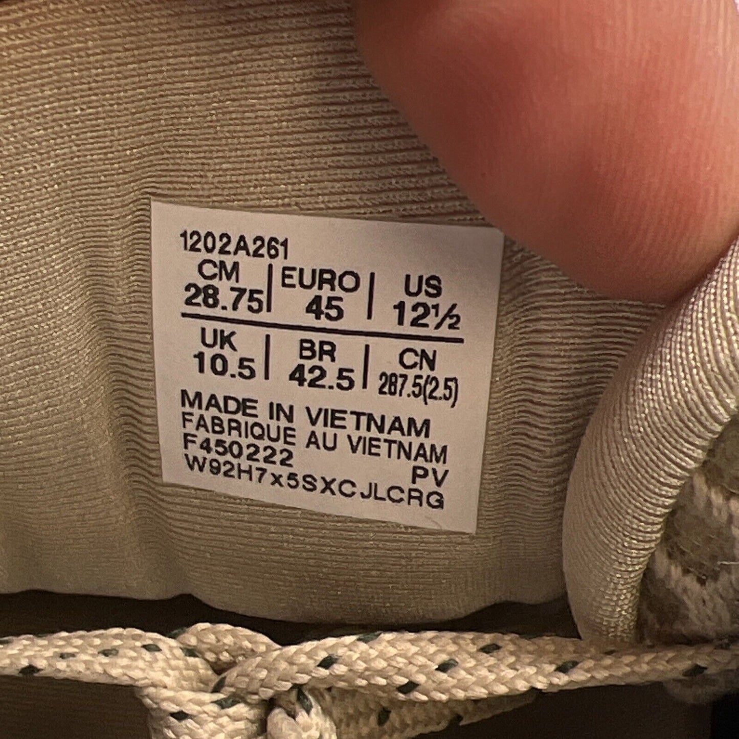 Size 12.5W - ASICS Womens FN3-S Gel Kayano 28 (1202A261-020)