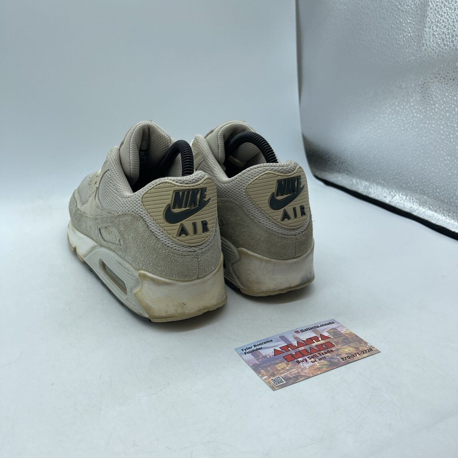 Size 8 - Nike Air Max 90 Essential Light Orewood Brown Suede Leather (537384-132
