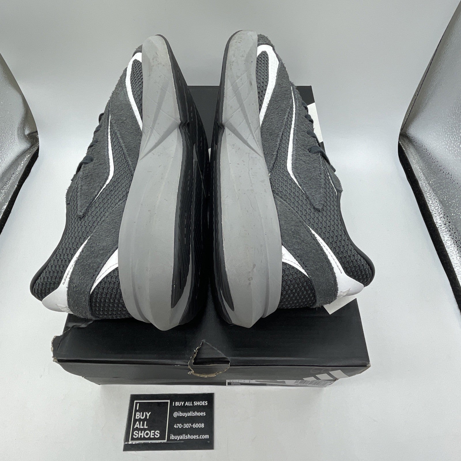 Size 9.5 - adidas Lightblaze Carbon (JQ9972)
