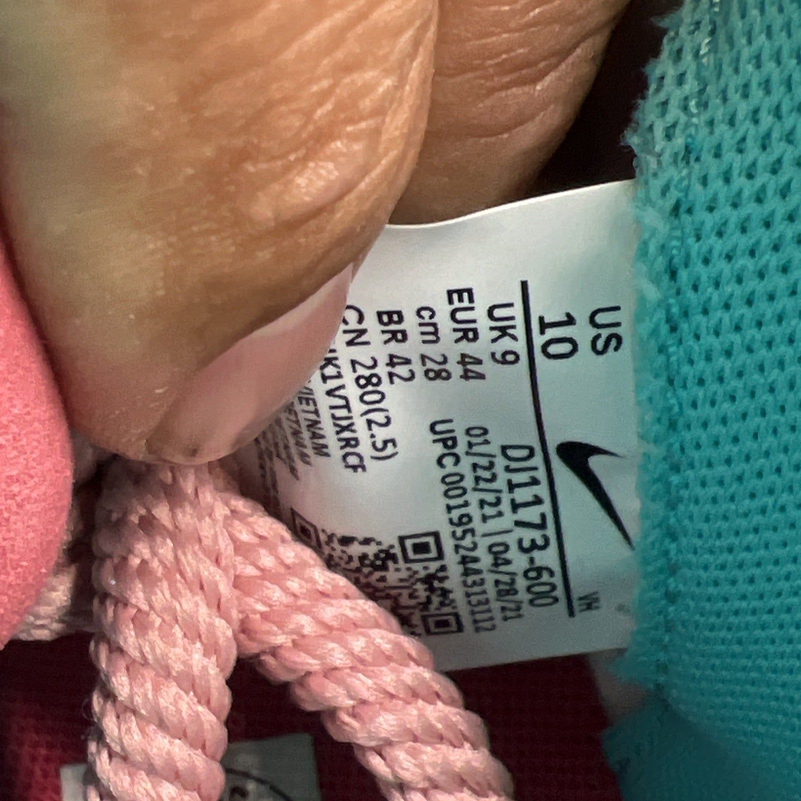 Size 10 - Nike Social Status x Dunk Mid Strawberry Milk (DJ1173-600)