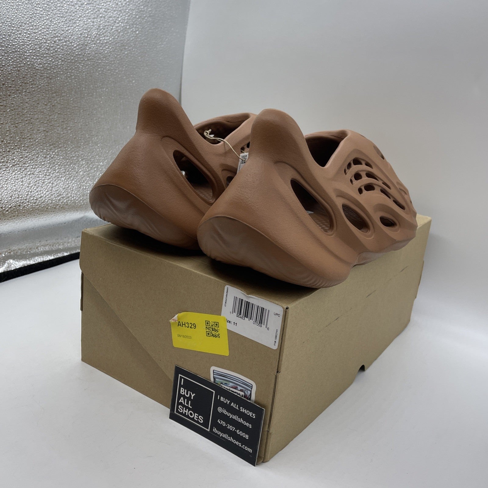 Size 11 - Adidas Yeezy Foam Runner "Clay Red" Rubber (HP5335)