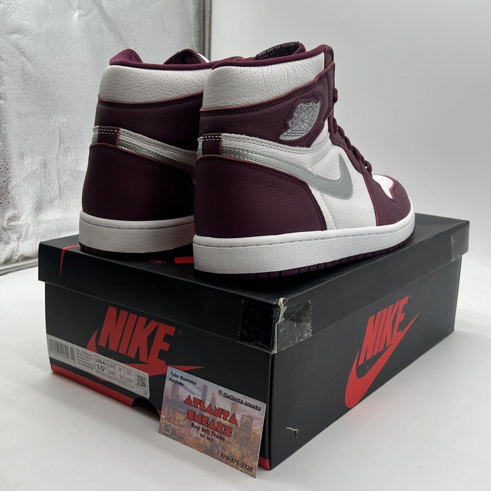 Size 10.5 - Air Jordan 1 Retro High OG Bordeaux (555088-611)