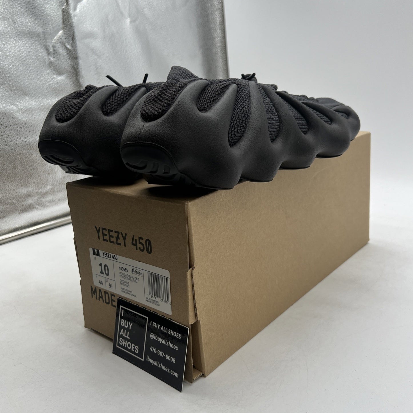Size 10 - adidas Yeezy 450 Utility Black (H03665)