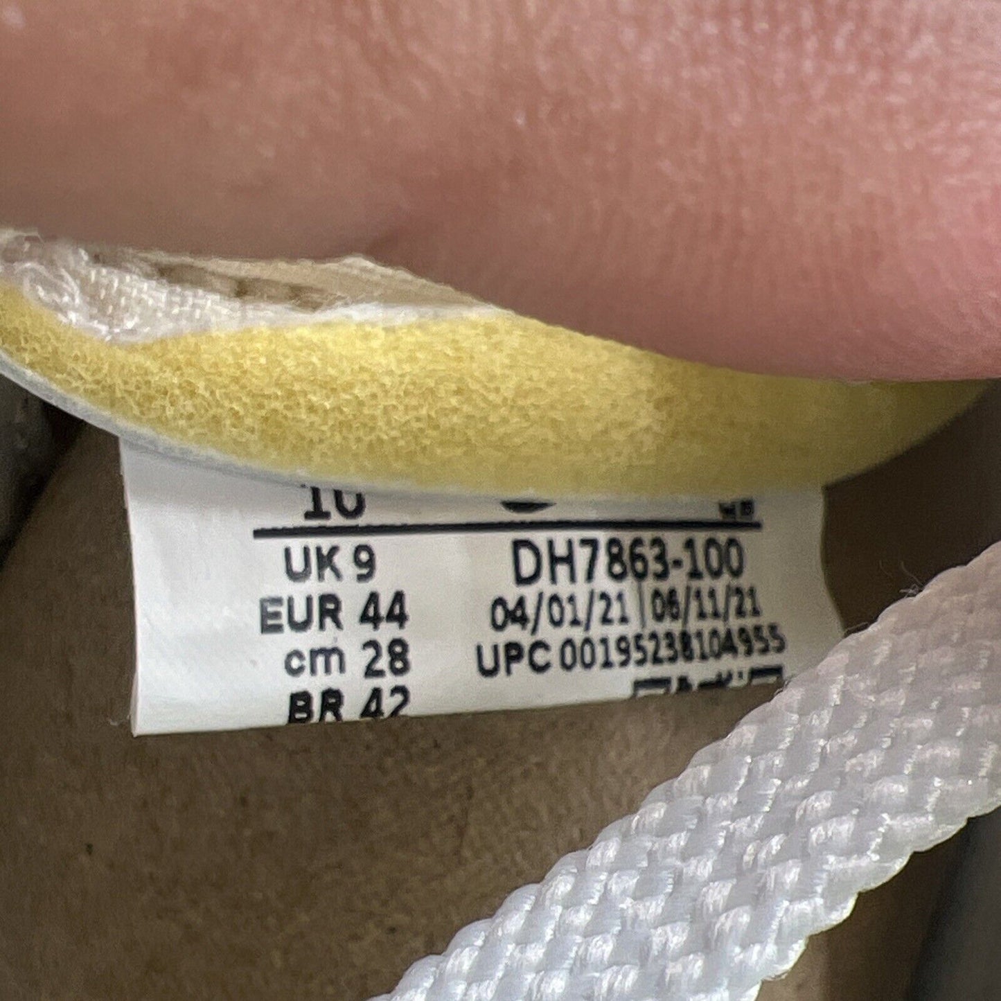 Size 10 - Nike Off-White x Blazer Low White University Red (DH7863-100)