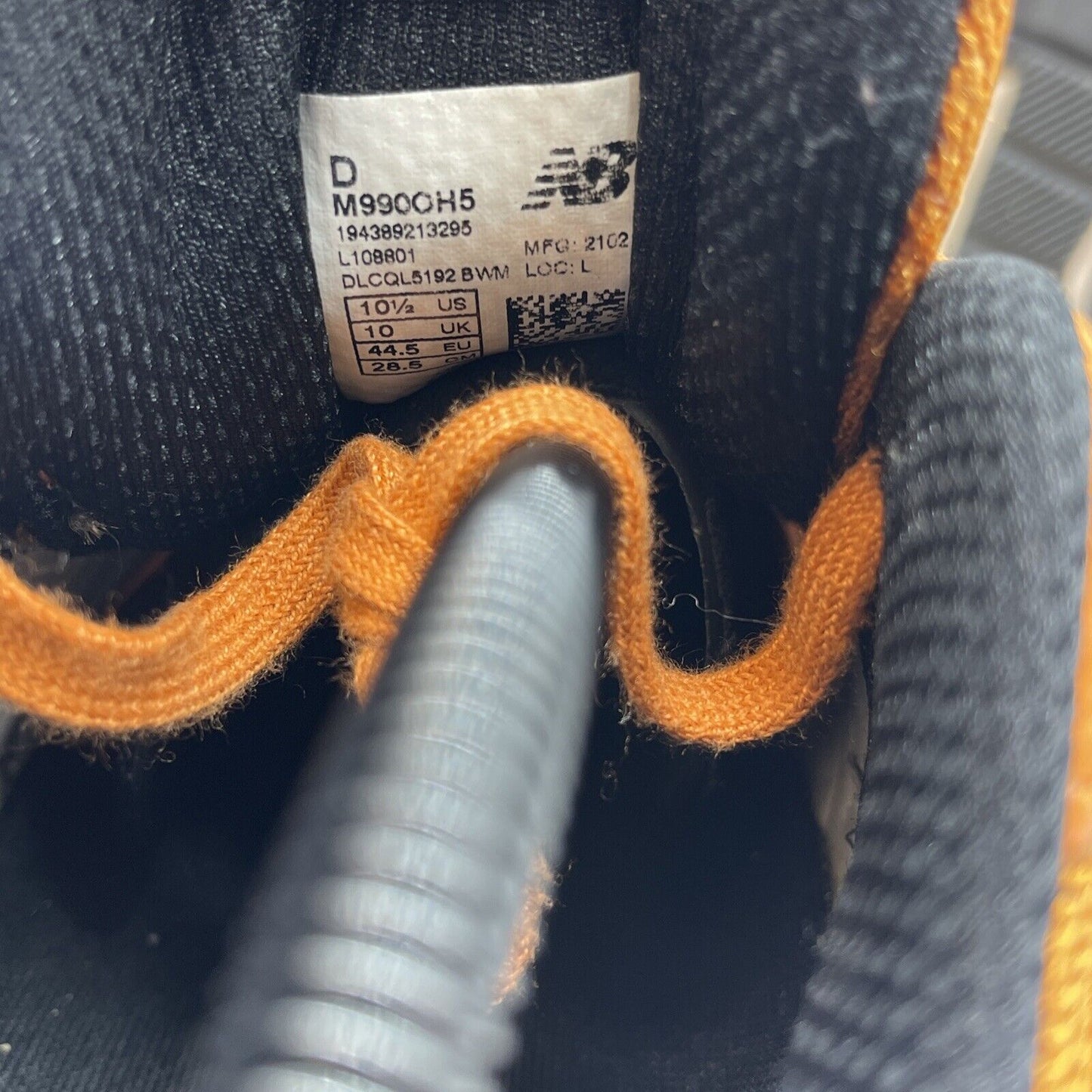 Size 10.5 - New Balance 990v5 Made in USA Orange Suede Leather (M990OH5)