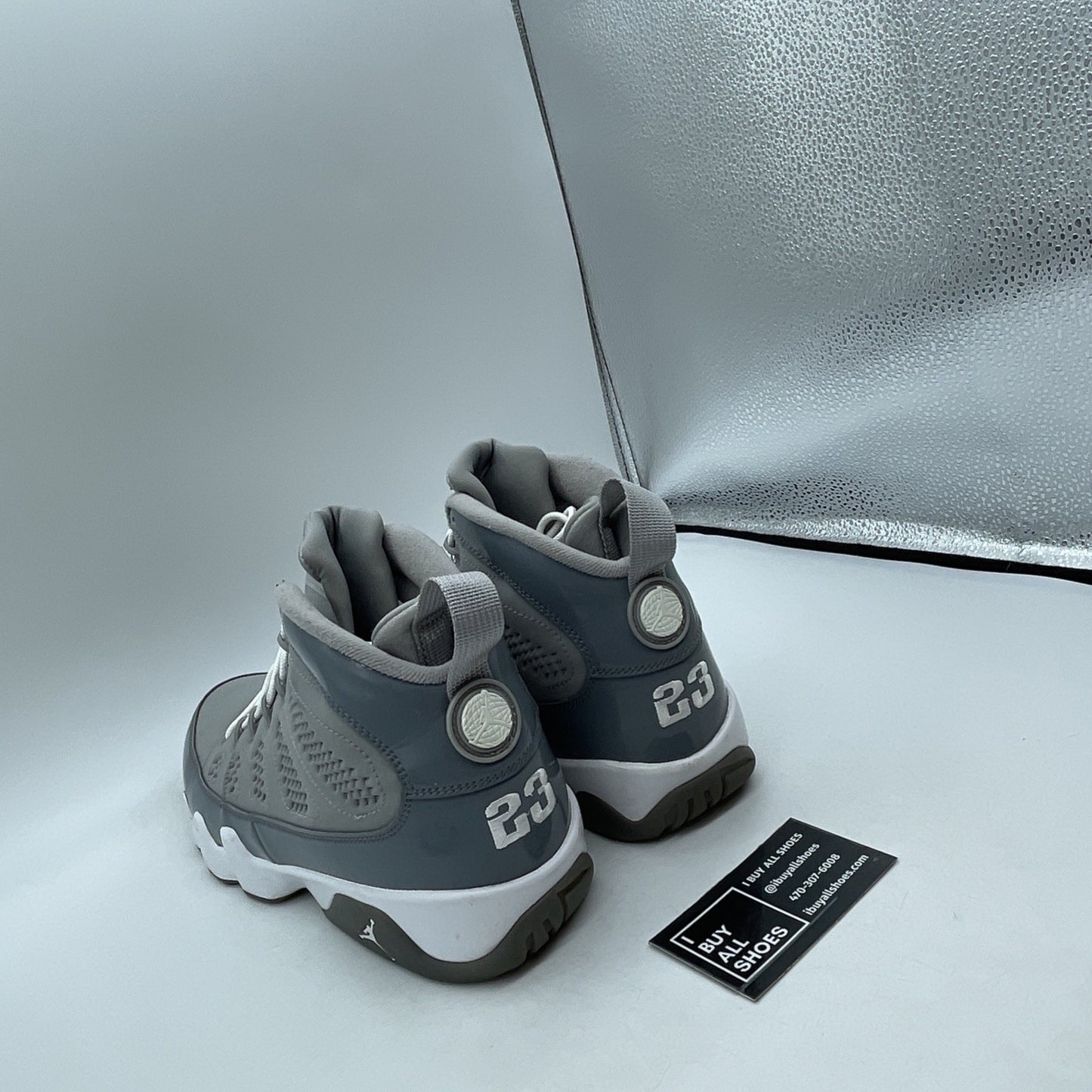 Size 9.5 - Air Jordan 9 Retro 2012 Cool Grey Suede Leather (302370-015)