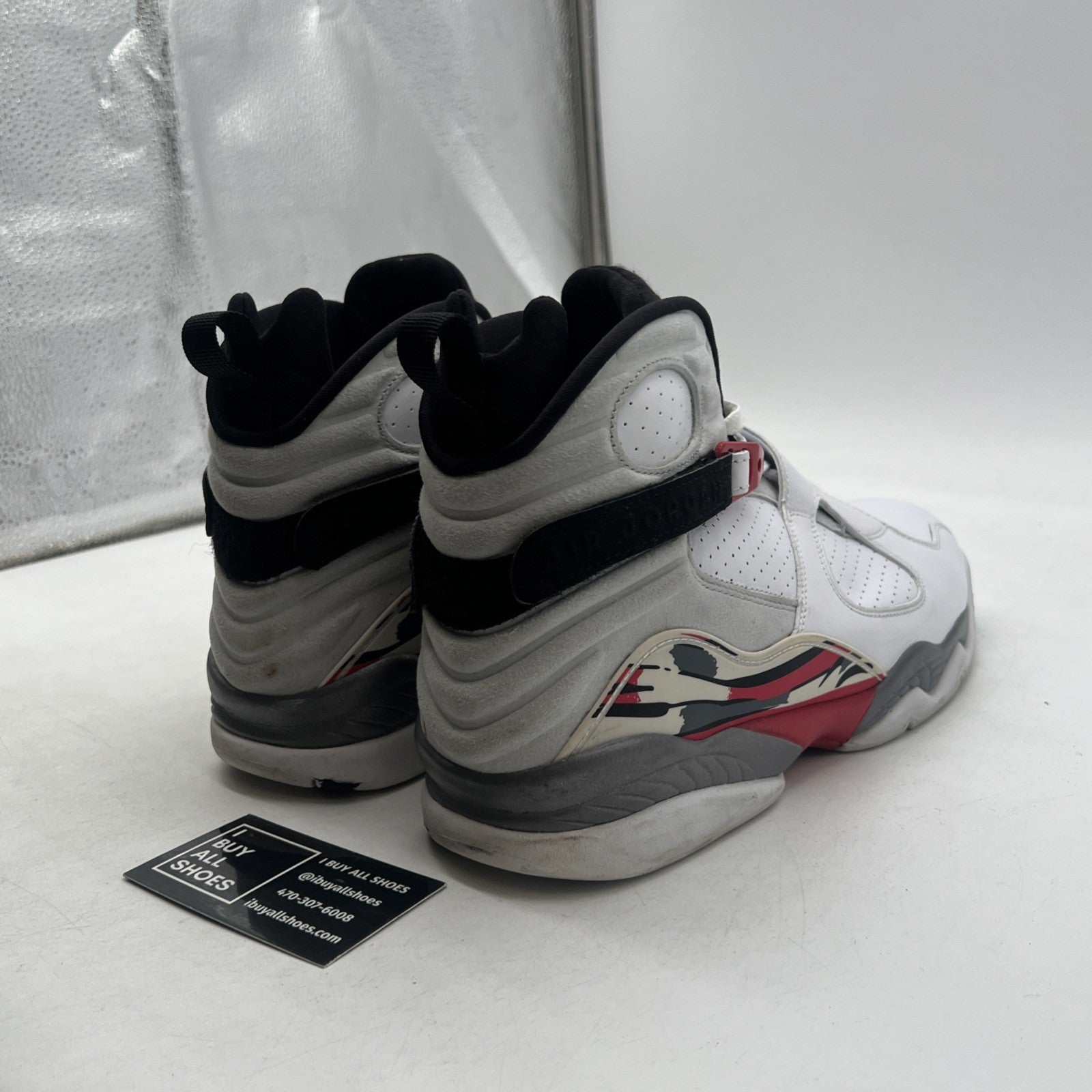 Size 11.5 - Air Jordan 8 Retro 2013 Bugs Bunny (305381-103)