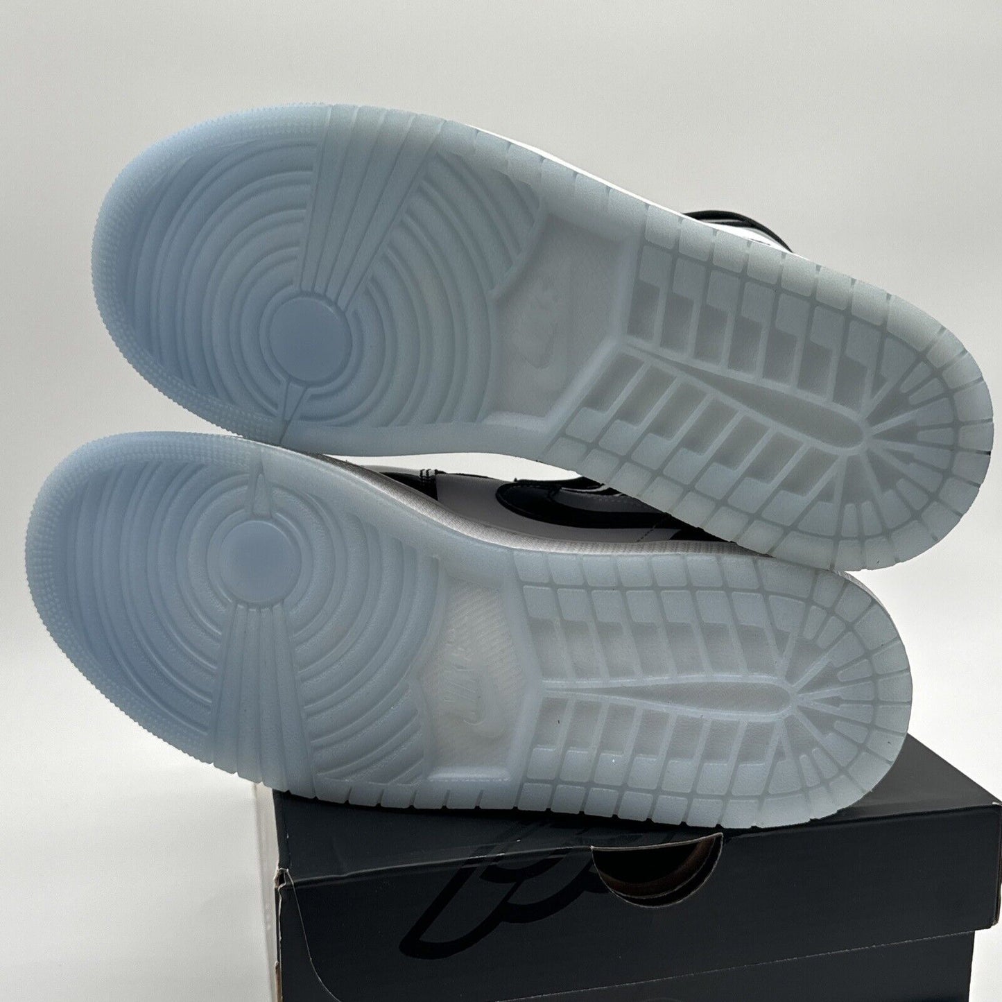 Size 9.5 - Jordan 1 Low SE Concord Black White Patent Leather Tuxedo Icy Soles
