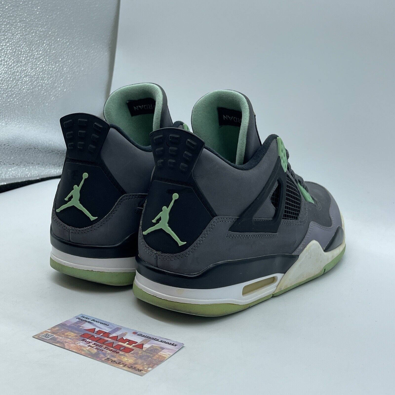 Size 10 - Jordan 4 Retro Green Glow 2013 Gray White (308497-033)