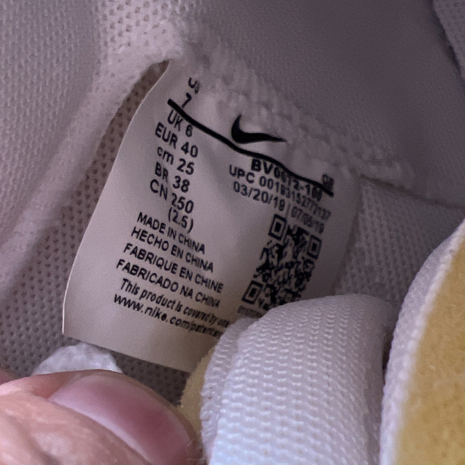 Size 7 - Nike sacai x Blazer Mid White Grey (BV0072-100)