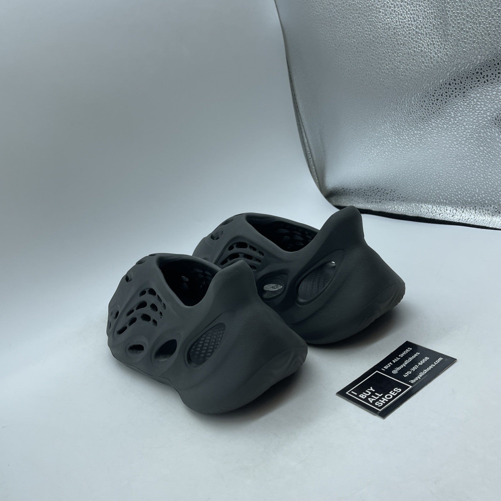 Size 11 - Adidas Yeezy Foam Runner Onyx 2022 (HP8739)