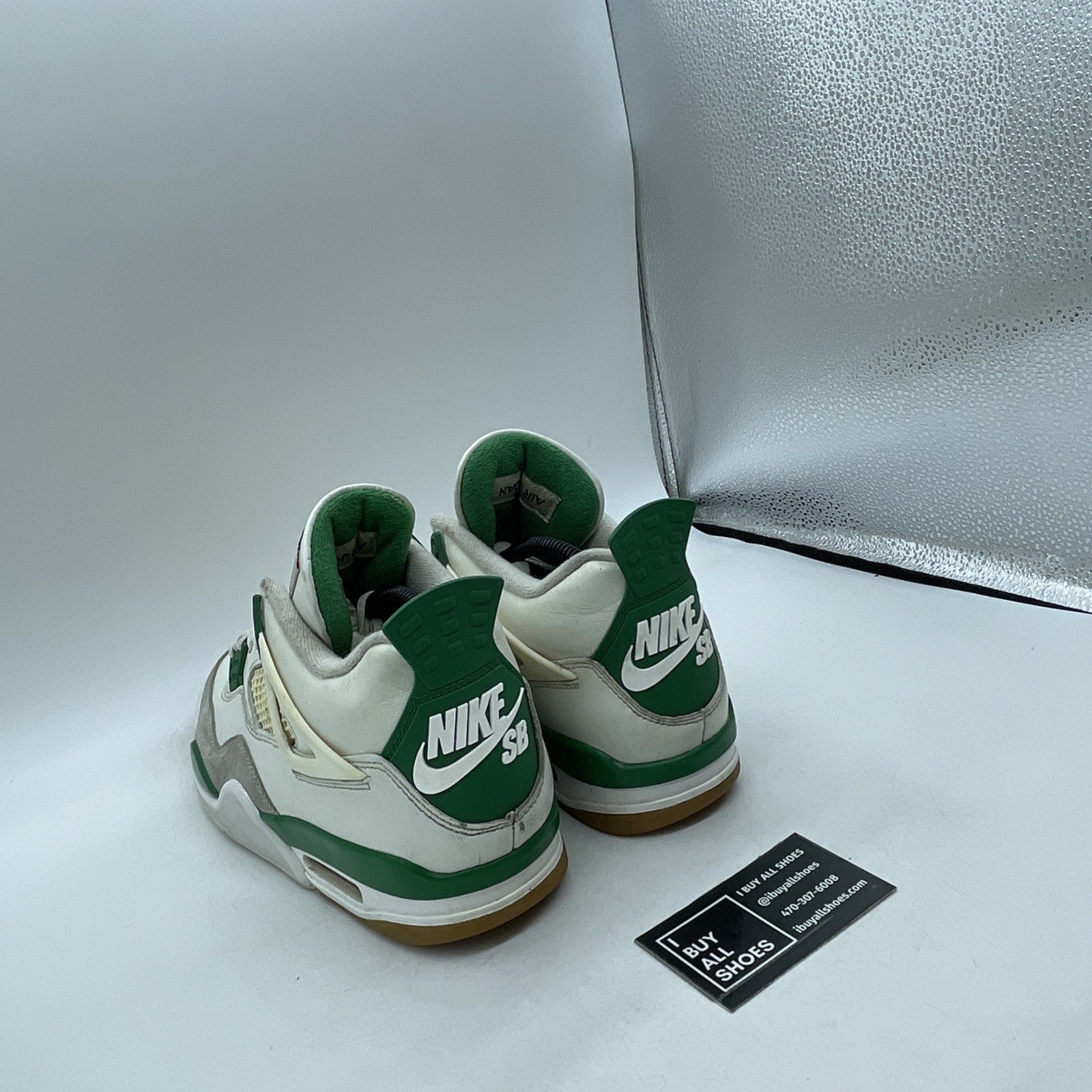 Size 9 - Air Jordan 4 Retro SP x Nike SB Mid Pine Green (DR5415-103)