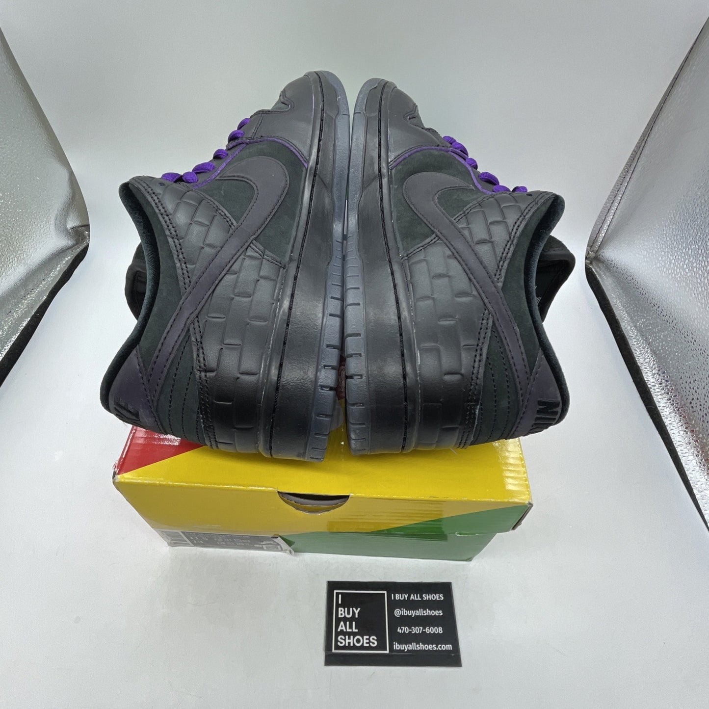 Size 11.5 - Nike Familia x Dunk Pro QS SB Special Box Low First Avenue