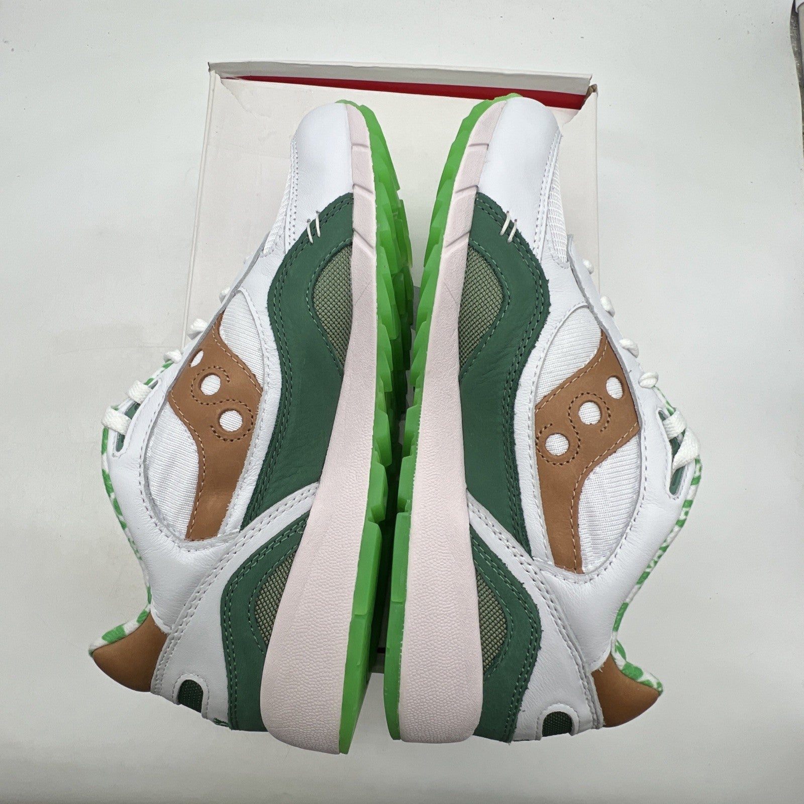 Size 12 - Saucony Shadow 6000 Shamrock (S70732-1)