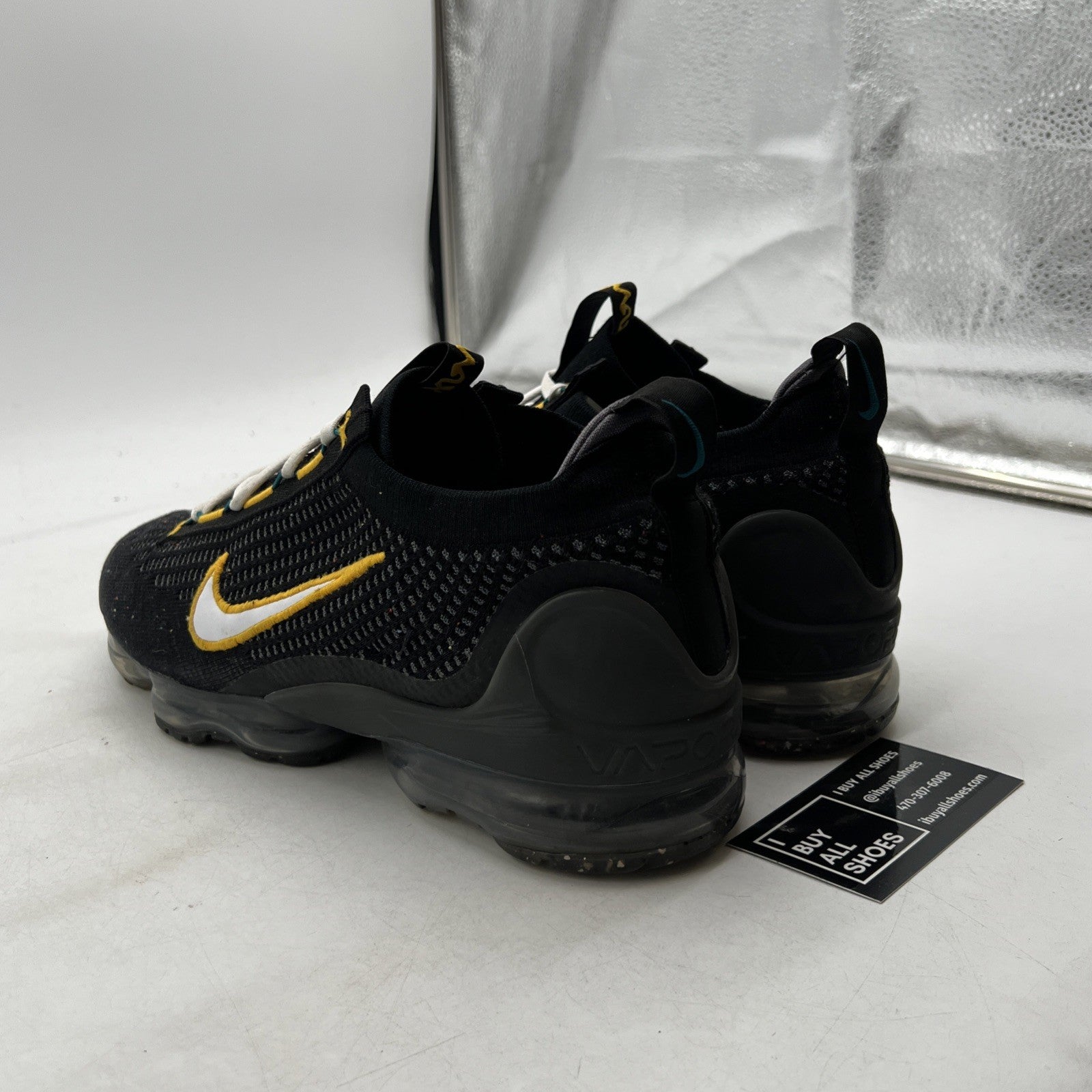 Size 11 - Nike Air VaporMax 2021 Flyknit Black University Gold (DH4086-001)