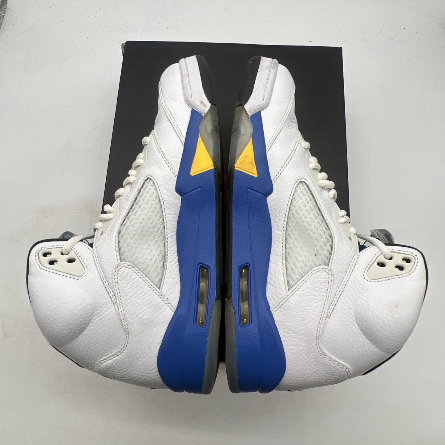 Size 10.5 - Air Jordan 5 Retro 2013 Laney (136027-189)