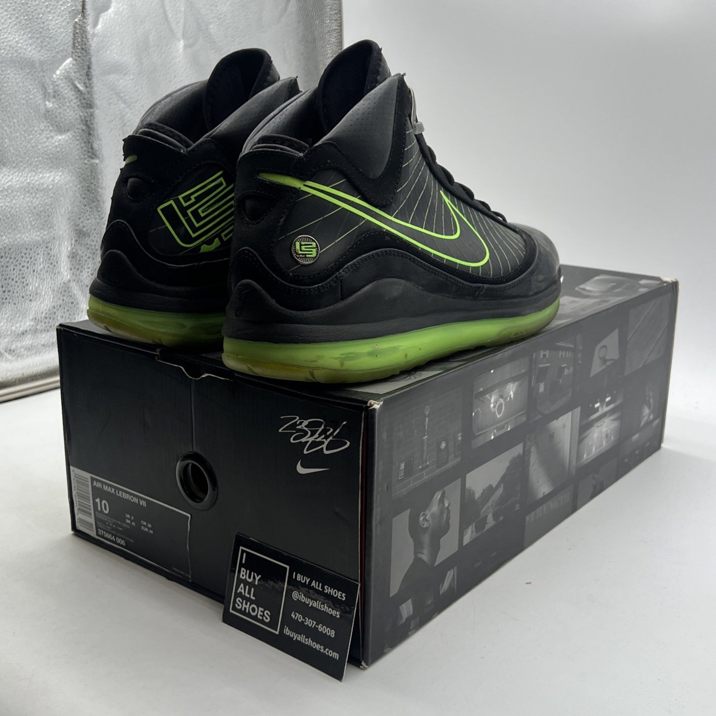 Size 10 - Nike Air Max LeBron 7 Dunkman (375664-006)
