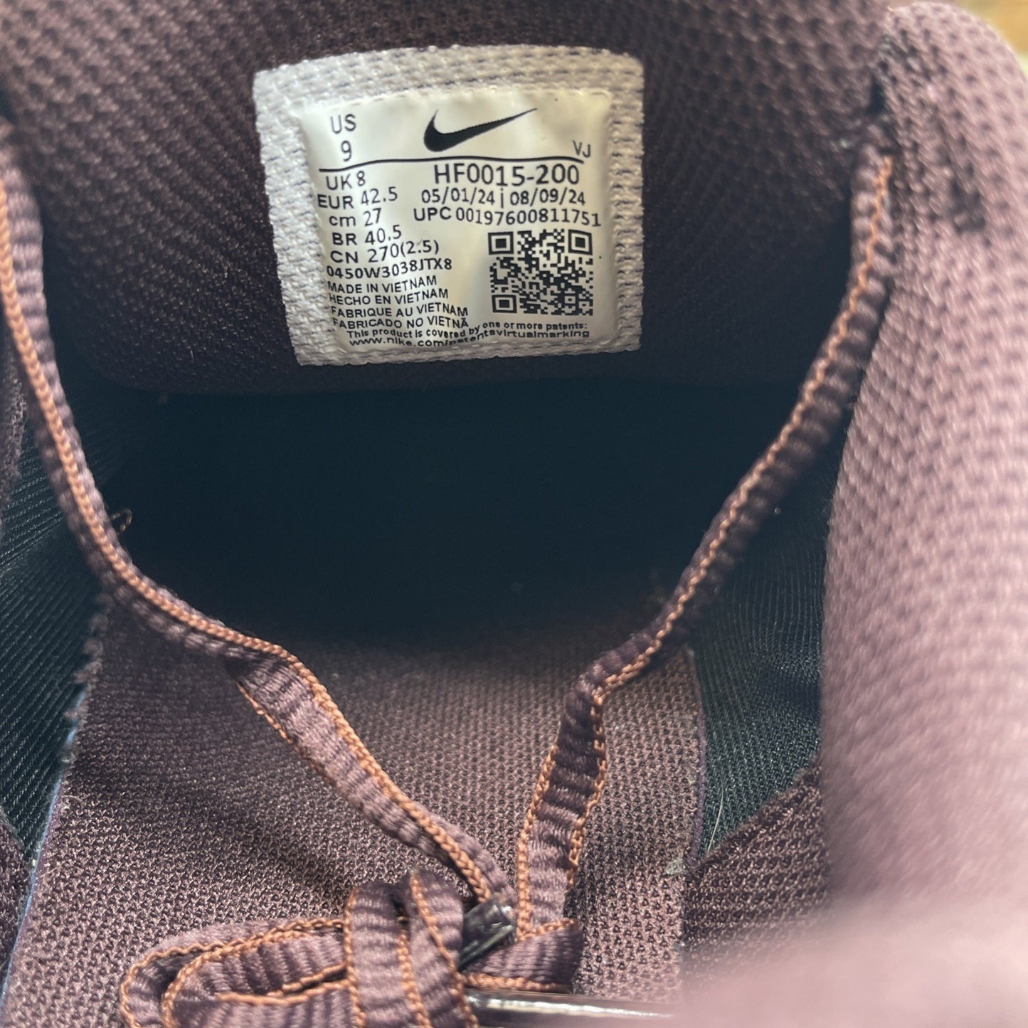 Size 9 - Nike P-6000 SE Dark Pony (HF0015-200)