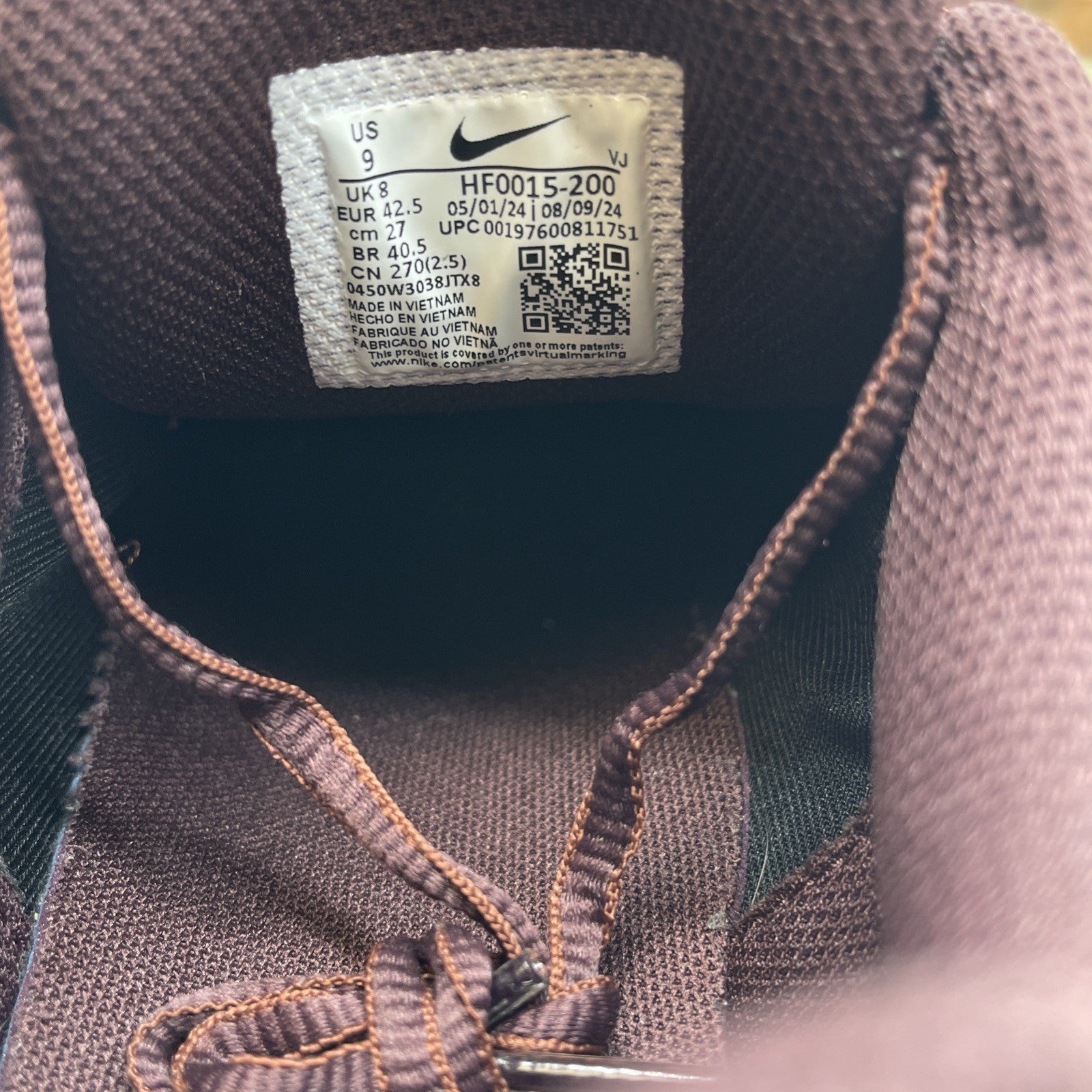 Size 9 - Nike P-6000 SE Dark Pony (HF0015-200)