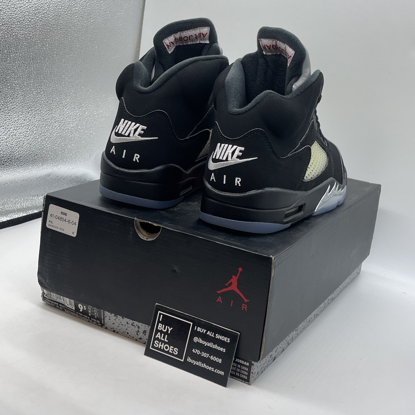Size 9.5 - Jordan 5 OG Mid Metallic Silver Black Suede (845035-003)