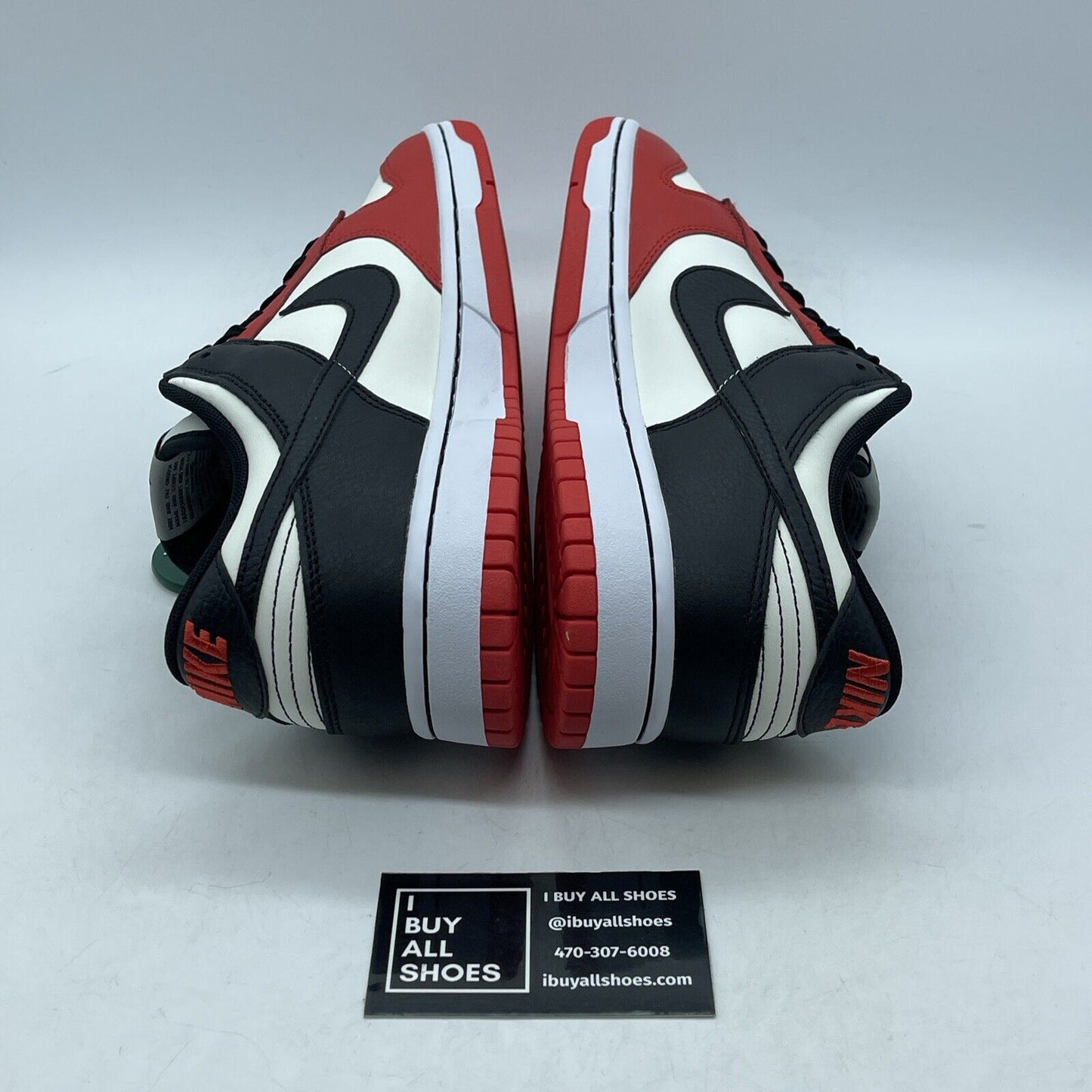 Size 11 - Nike Dunk Low EMB x NBA 75th Anniversary - Bulls Leather (DD3363-100)