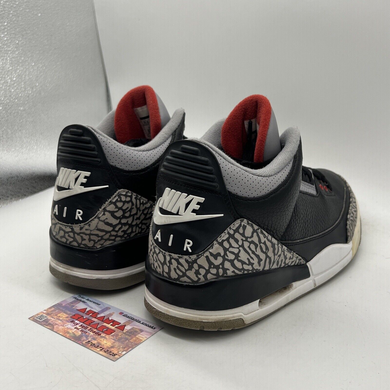 Size 10.5 - Jordan 3 Retro OG Mid Black Cement Grey Red Leather (854262-010)