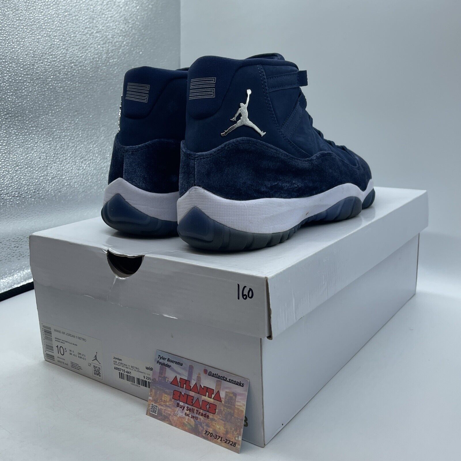 Size 10.5W - Jordan 11 Midnight Navy Velvet 2022 Silver White (AR0715-441)