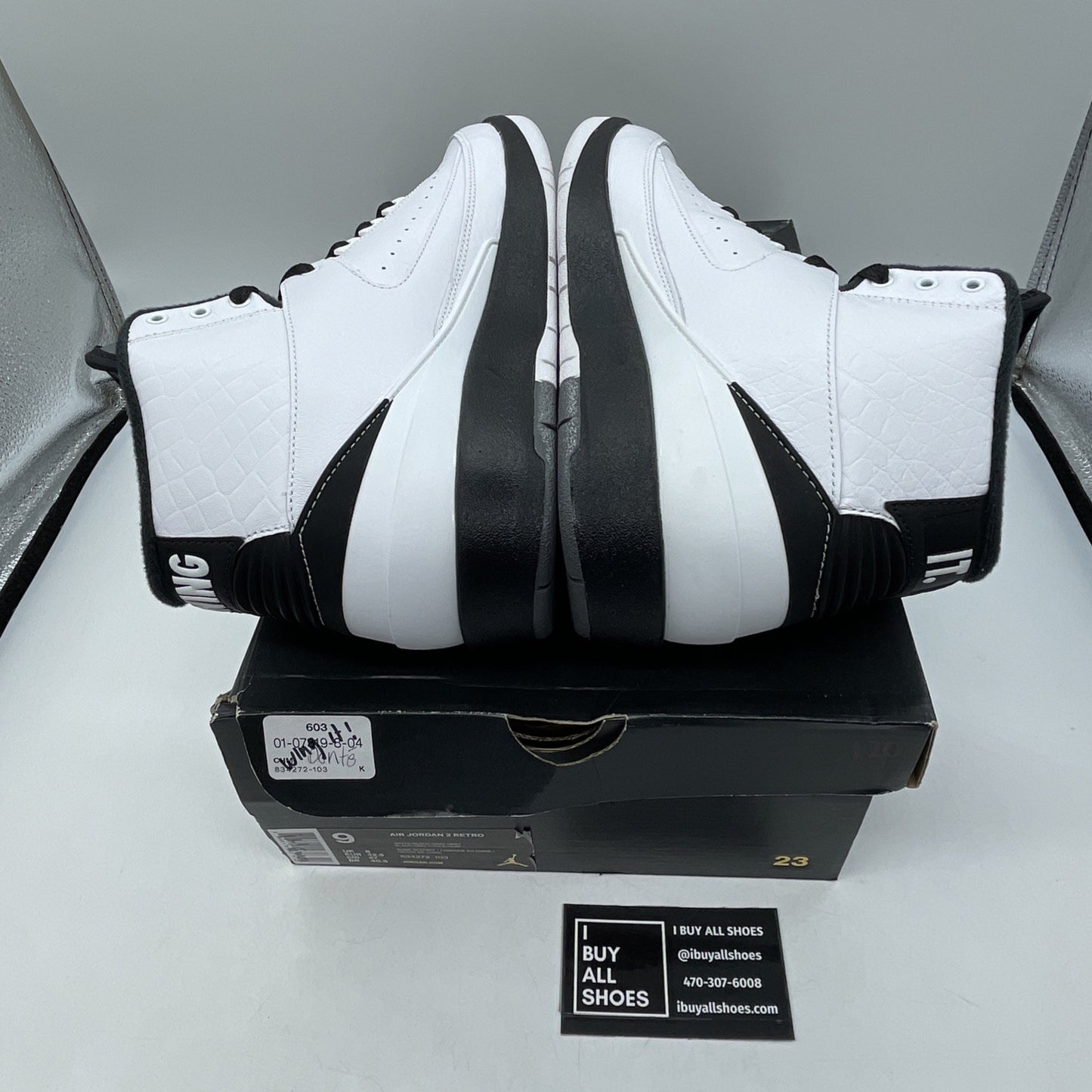 Size 9 - Air Jordan 2 Retro Wing It Black Grey White Leather (834272-103)