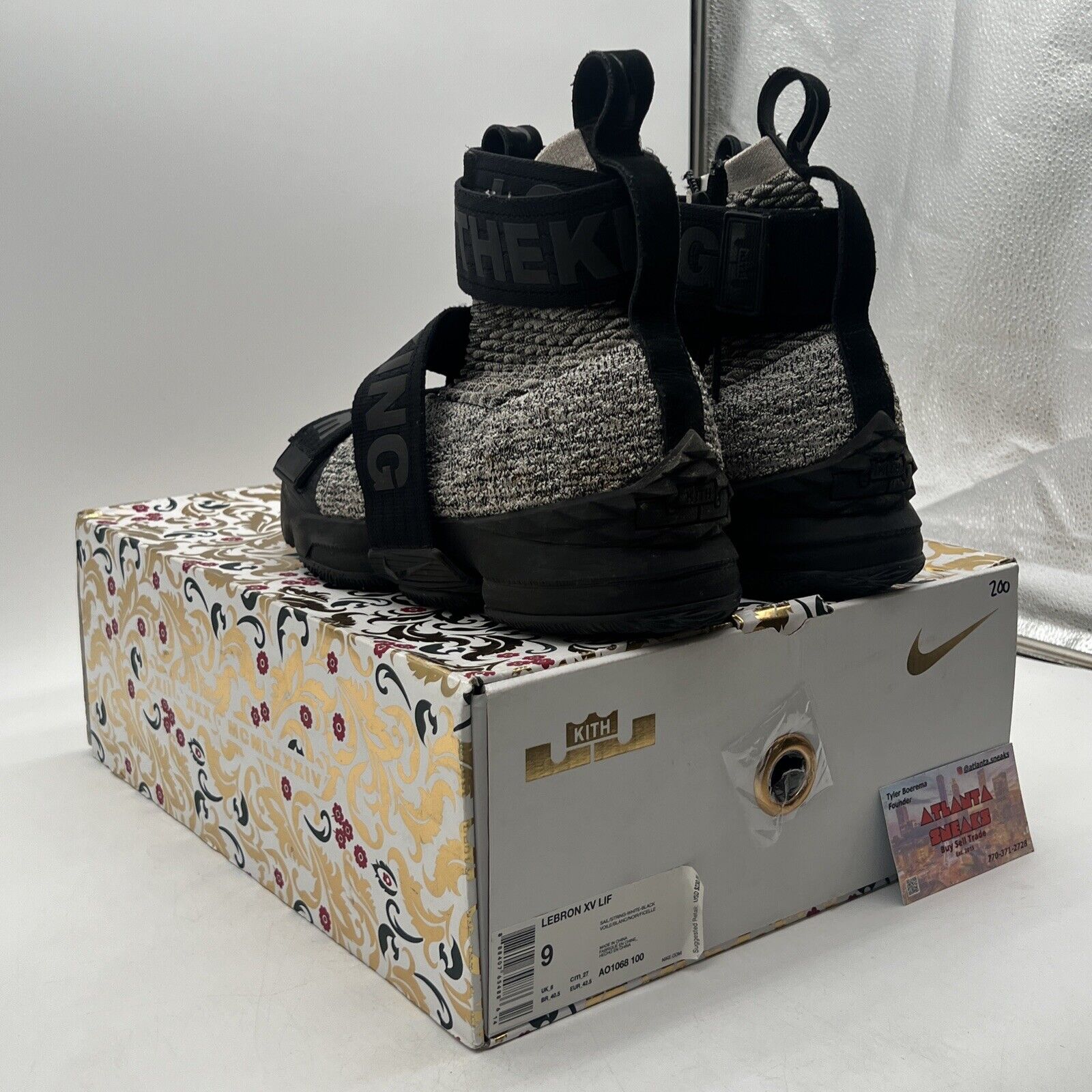 Size 9 - Nike Kith x LeBron Lifestyle 15 Concrete Black White (AO1068-100)