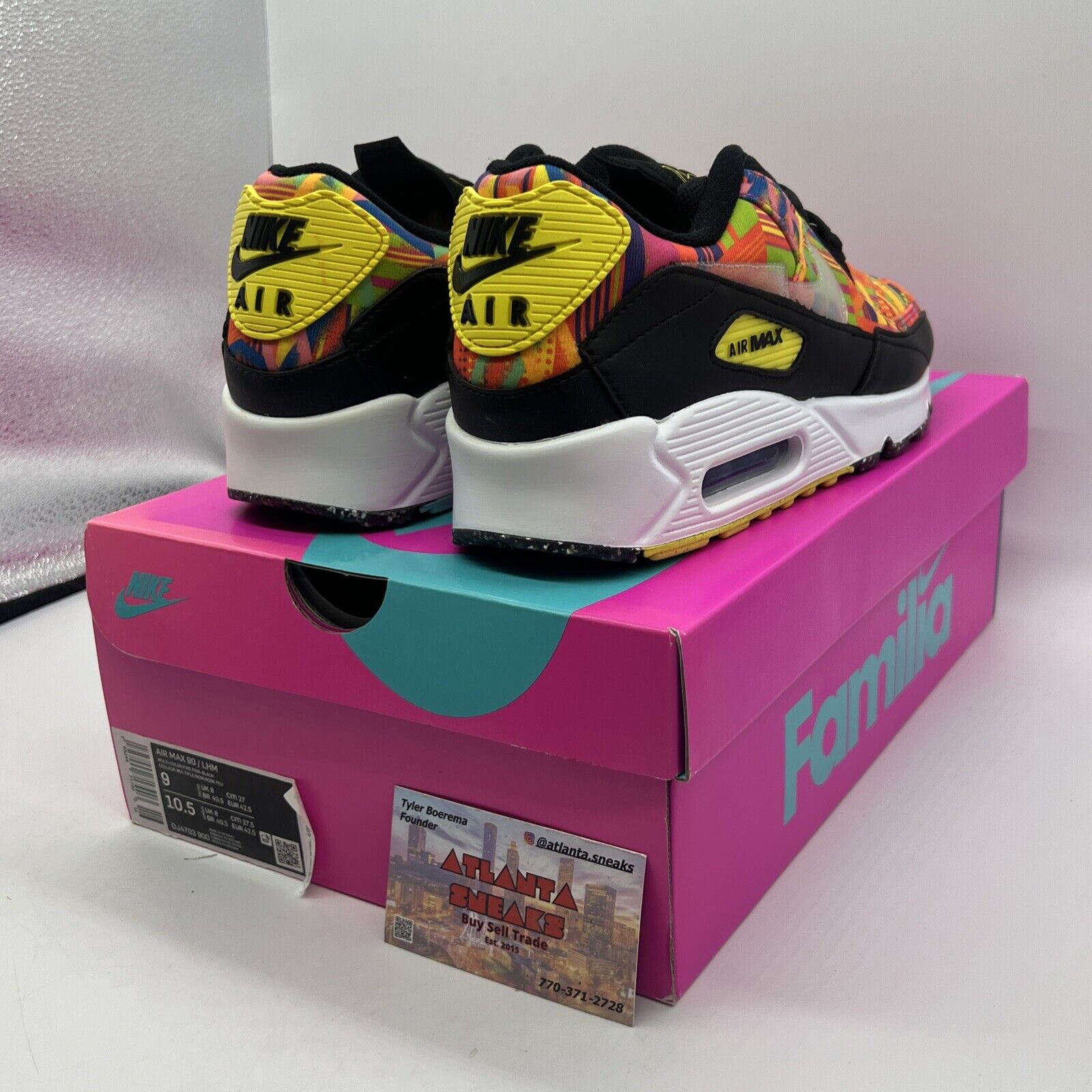 Size 9 - Nike Air Max 90 Familia 2021 Brand New Og All