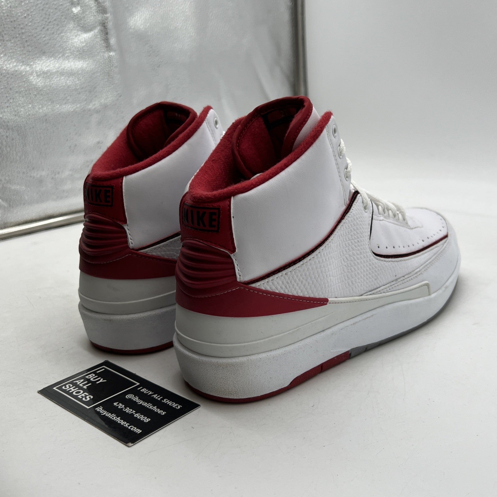 Size 9.5 - Air Jordan 2 Retro Chicago Home (385475-102)