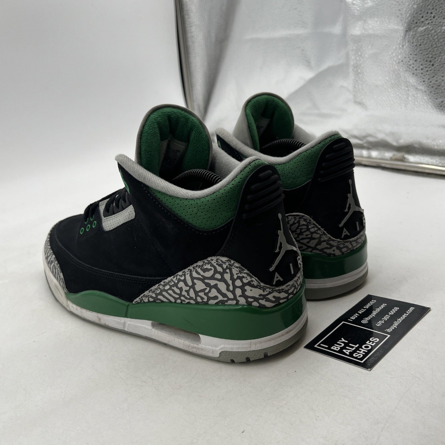 Size 9.5 - Air Jordan 3 Retro Mid Pine Green (CT8532-030)