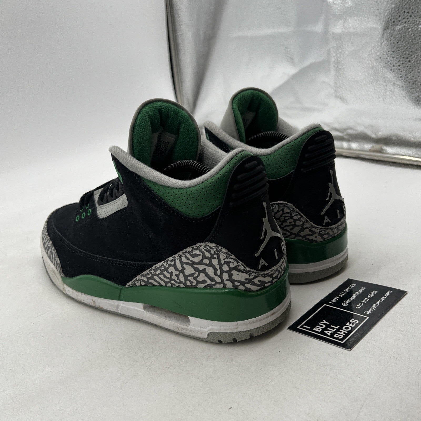 Size 9.5 - Air Jordan 3 Retro Mid Pine Green (CT8532-030)