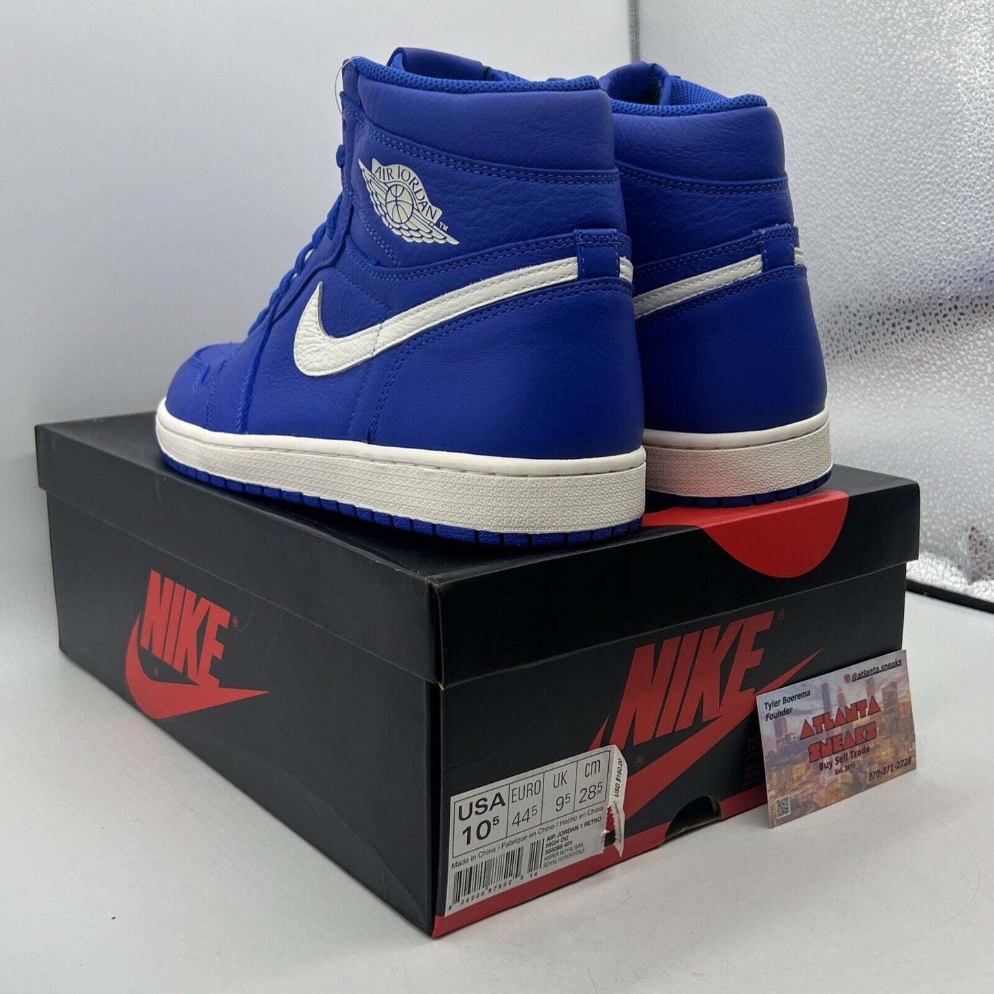 Size 10.5 - Air Jordan 1 Retro OG High Hyper Royal White Leather (555088-401)