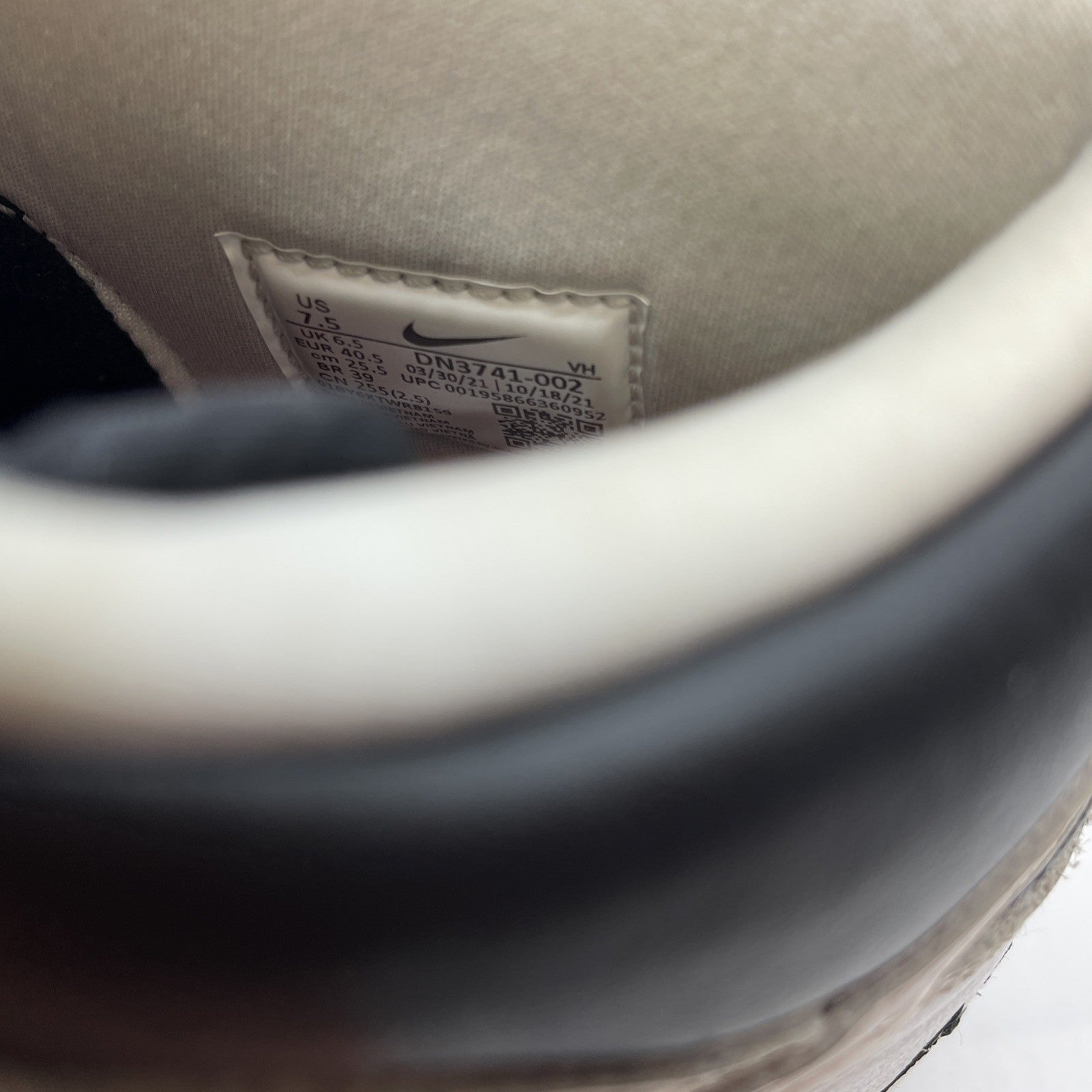 Size 7.5 - Nike Supreme x Dunk SB High By Any Means - Stormtrooper (DN3741-002)