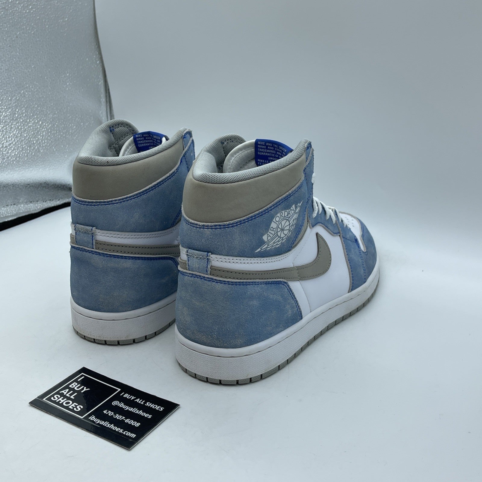 Size 10.5 - Jordan 1 Retro OG High Hyper Royal Blue White Suede (555088-402)