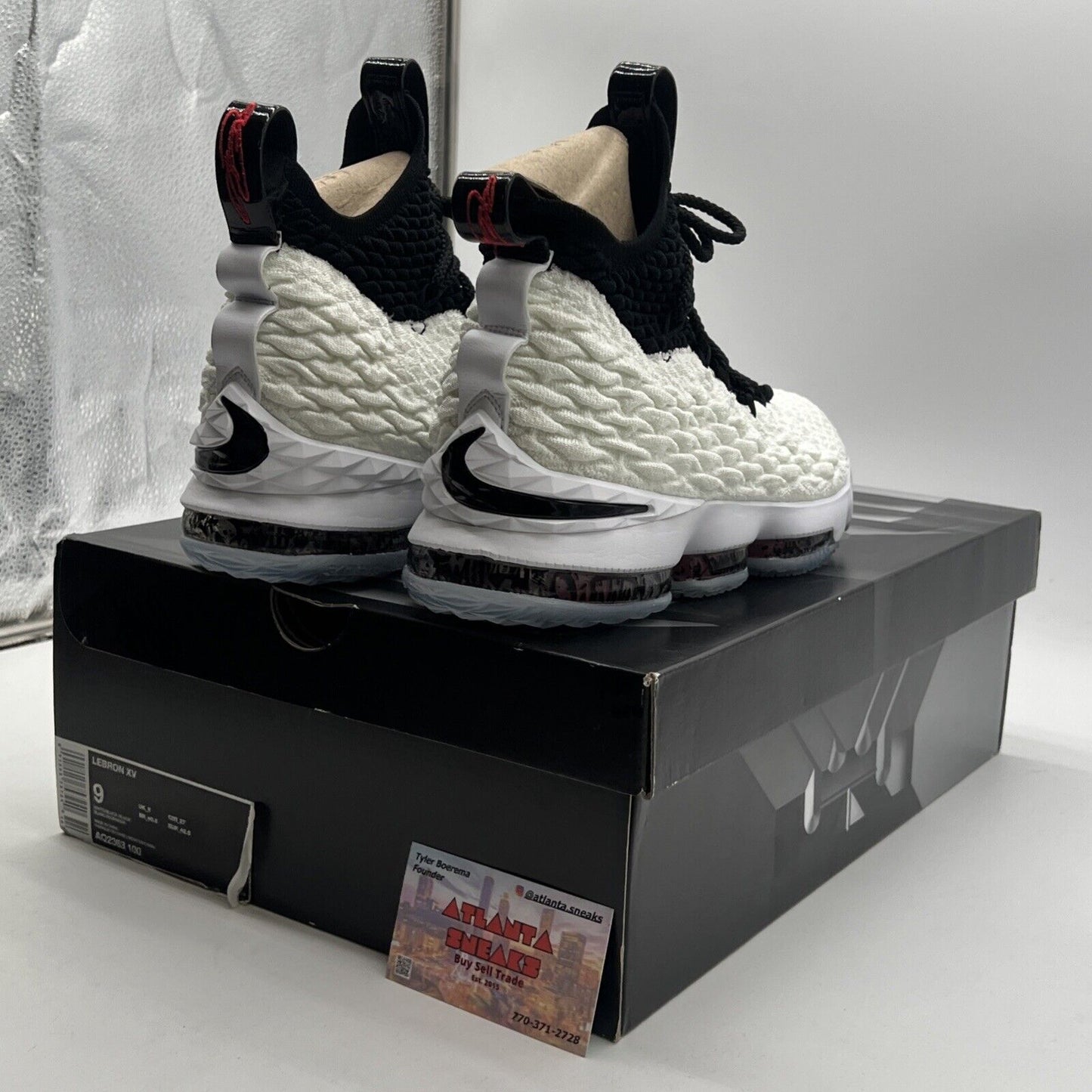 Size 9 - Nike LeBron 15 Graffiti (AQ2363-100)