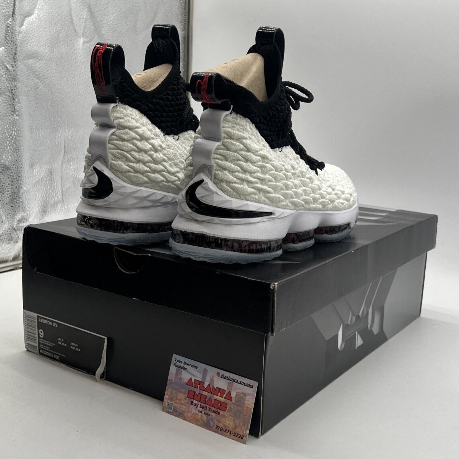 Size 9 - Nike LeBron 15 Graffiti (AQ2363-100)