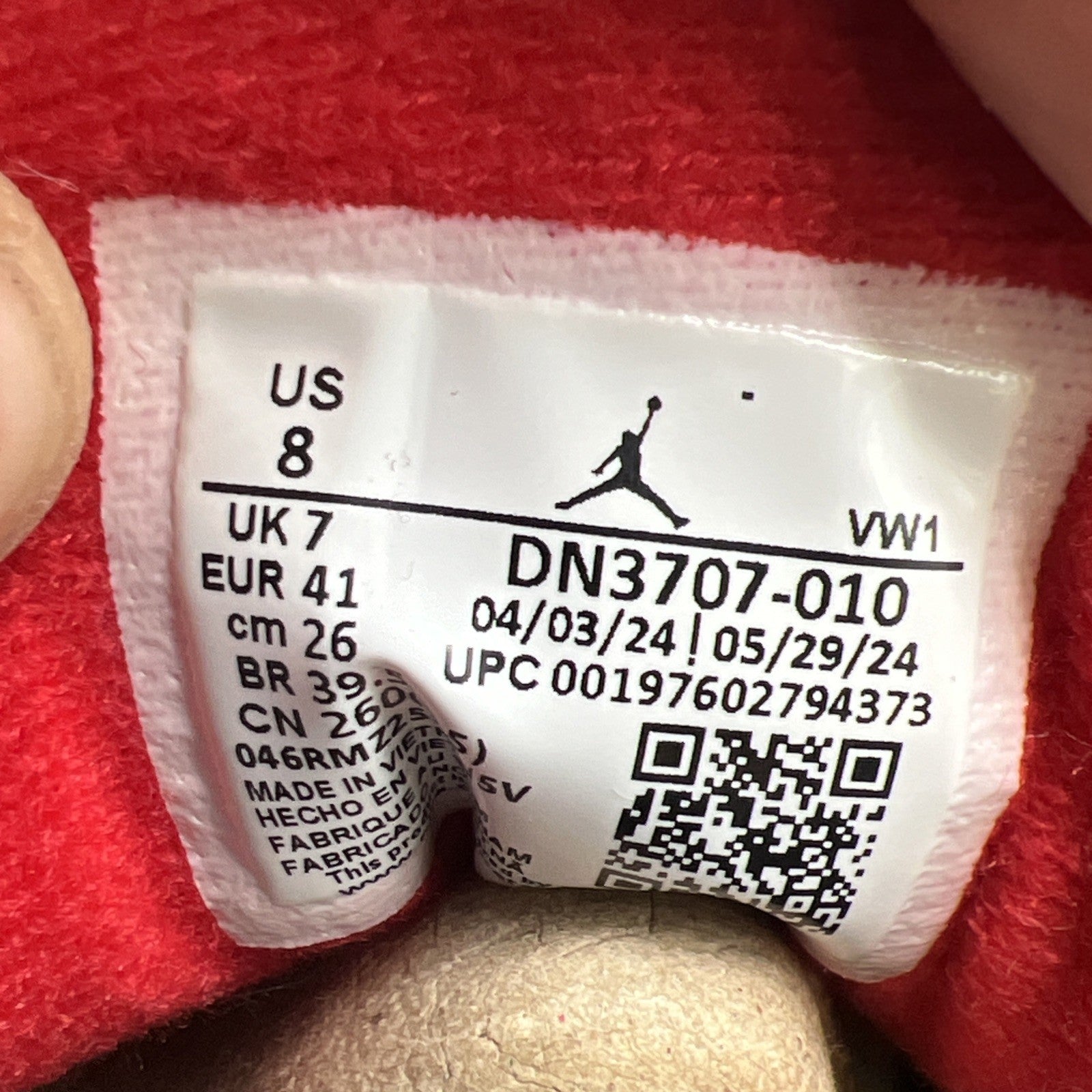 Size 8 - Air Jordan 3 Retro OG 2024 Black Cement (DN3707-010)