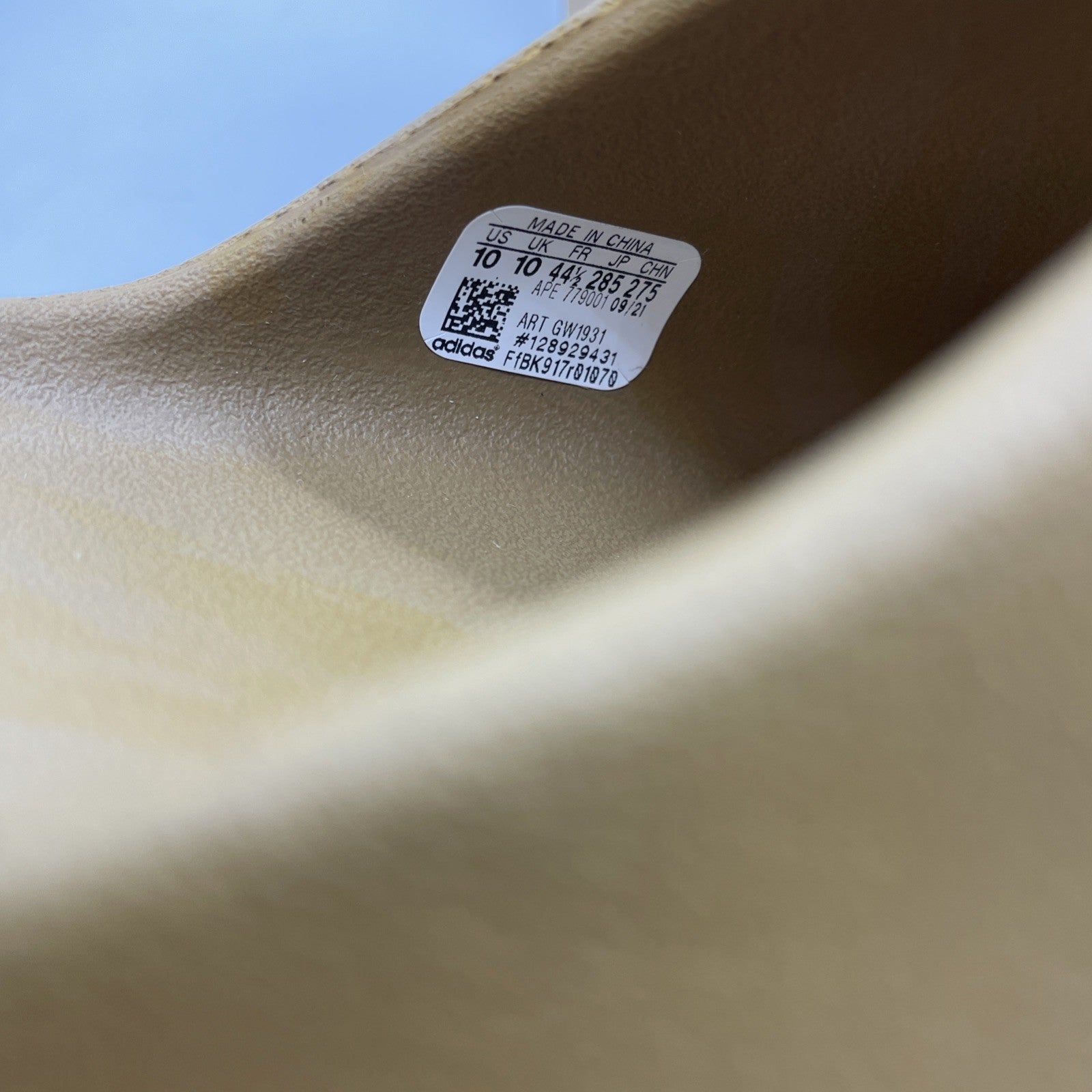 Size 10 - adidas Yeezy Slide 'Ochre' Brown Rubber (GW1931)