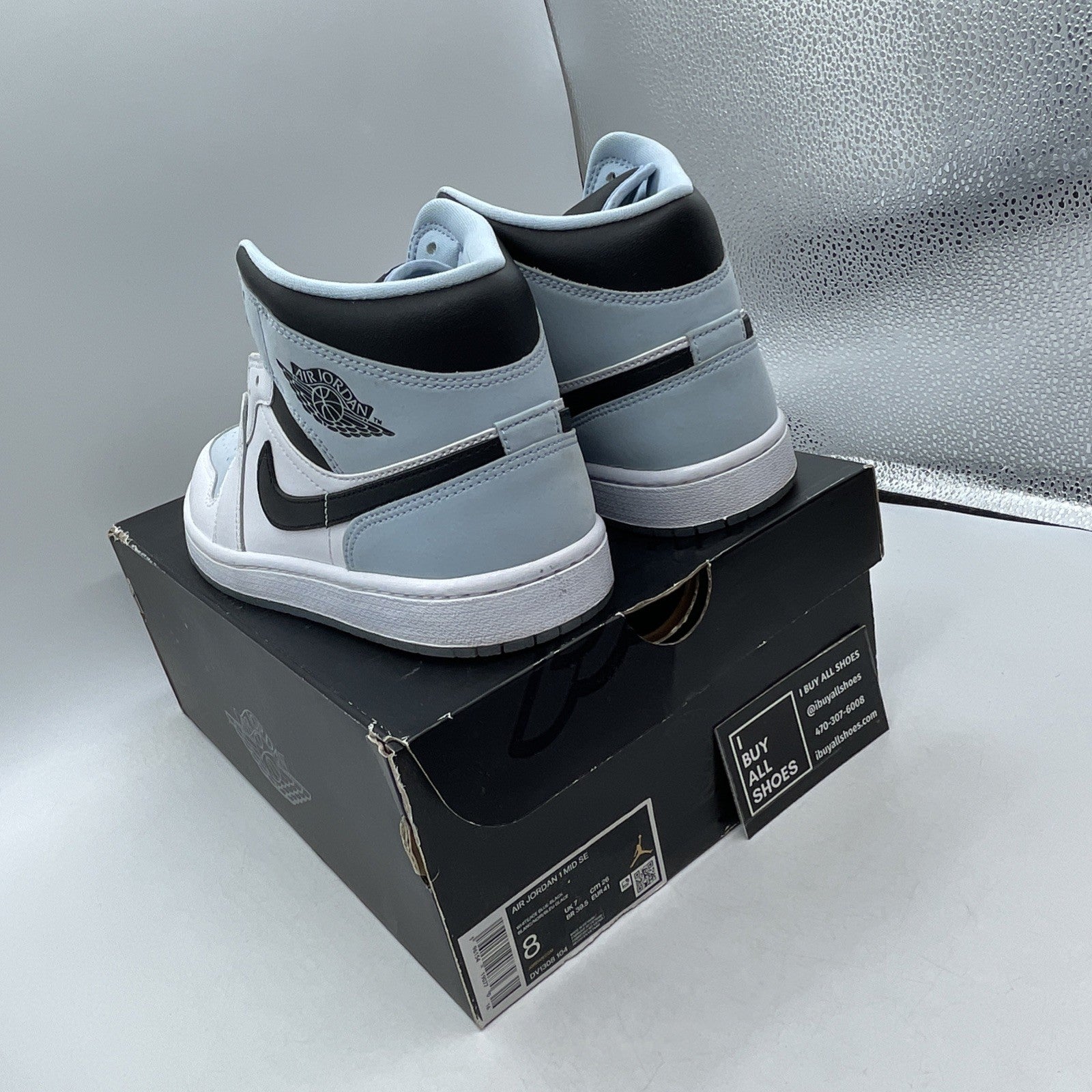 Size 8 - Air Jordan 1 Mid SE White Ice Blue (DV1308-104)