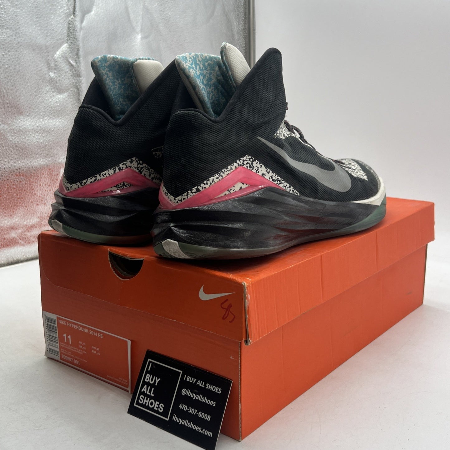 Size 11 - Nike Hyperdunk 2014 PE Kyrie Irving (709907-001)